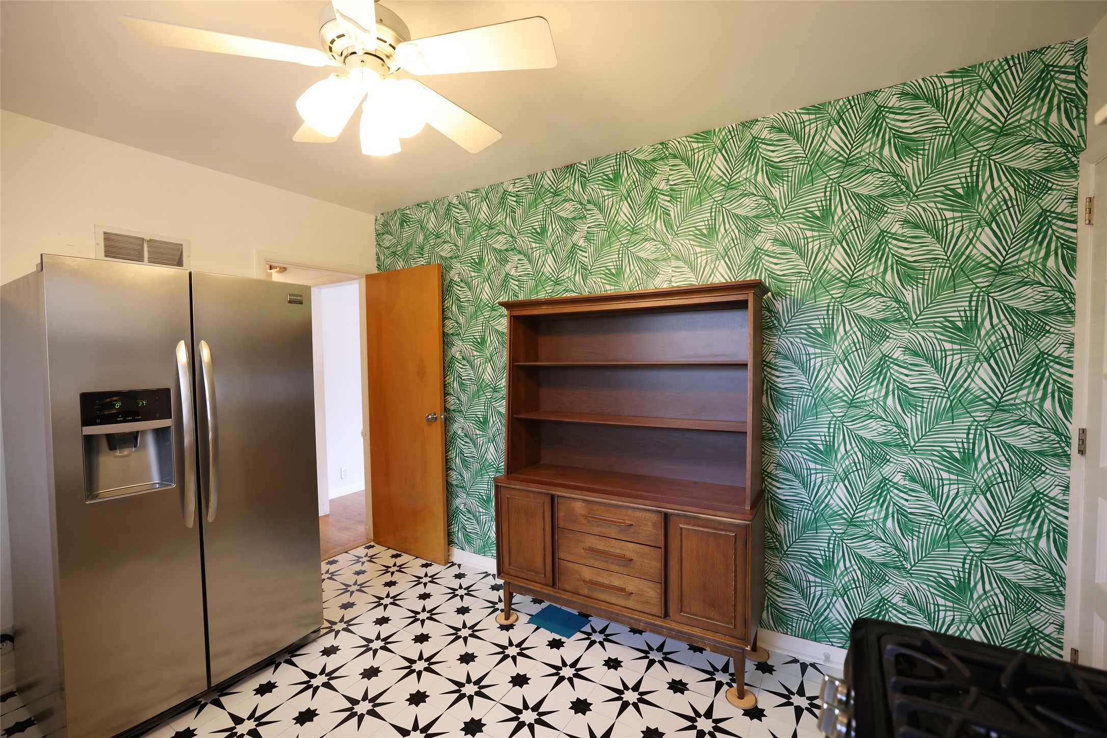 1407 Garst Avenue Property Photo 7