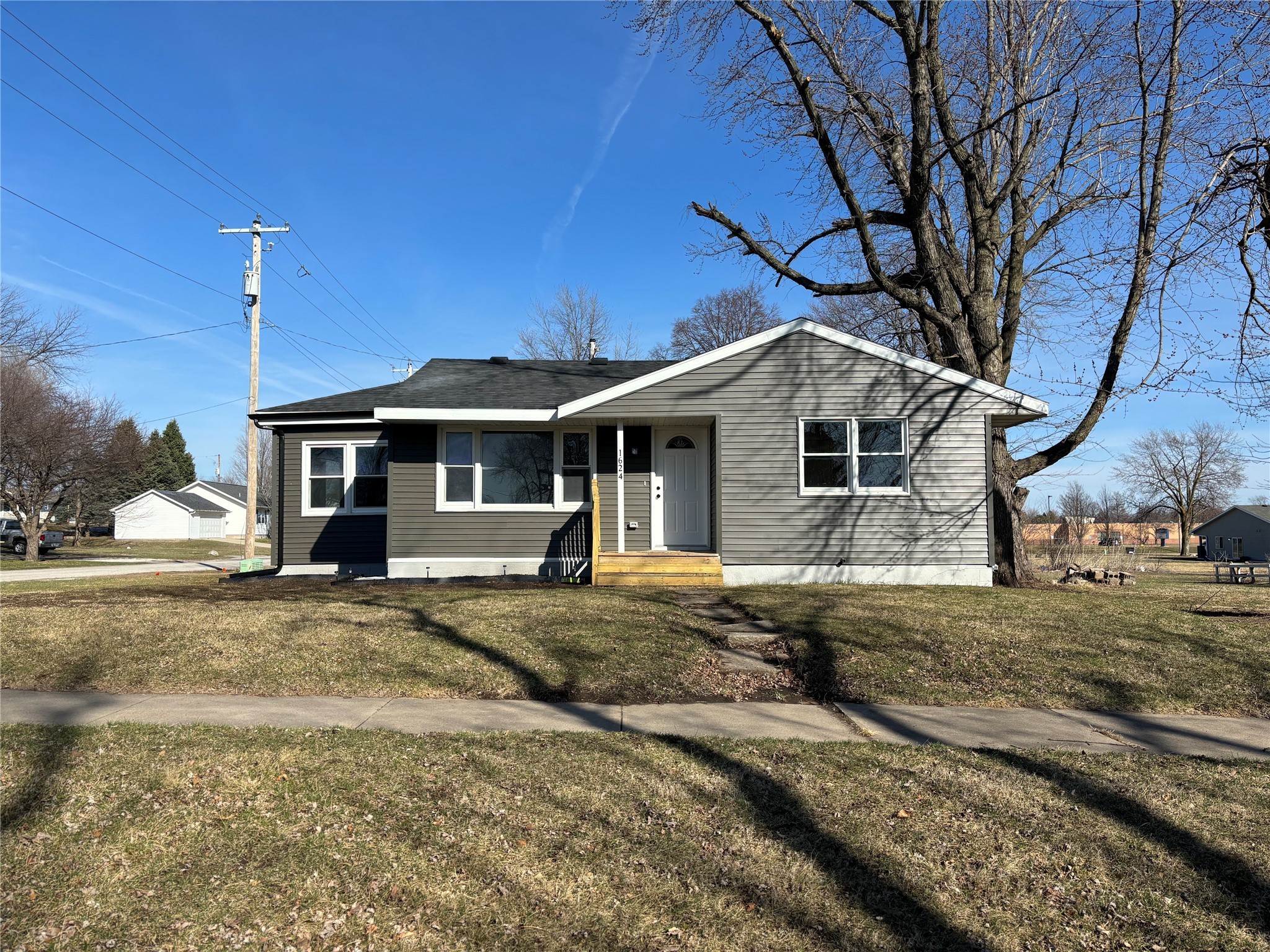 1624 7th Street Property Photo
