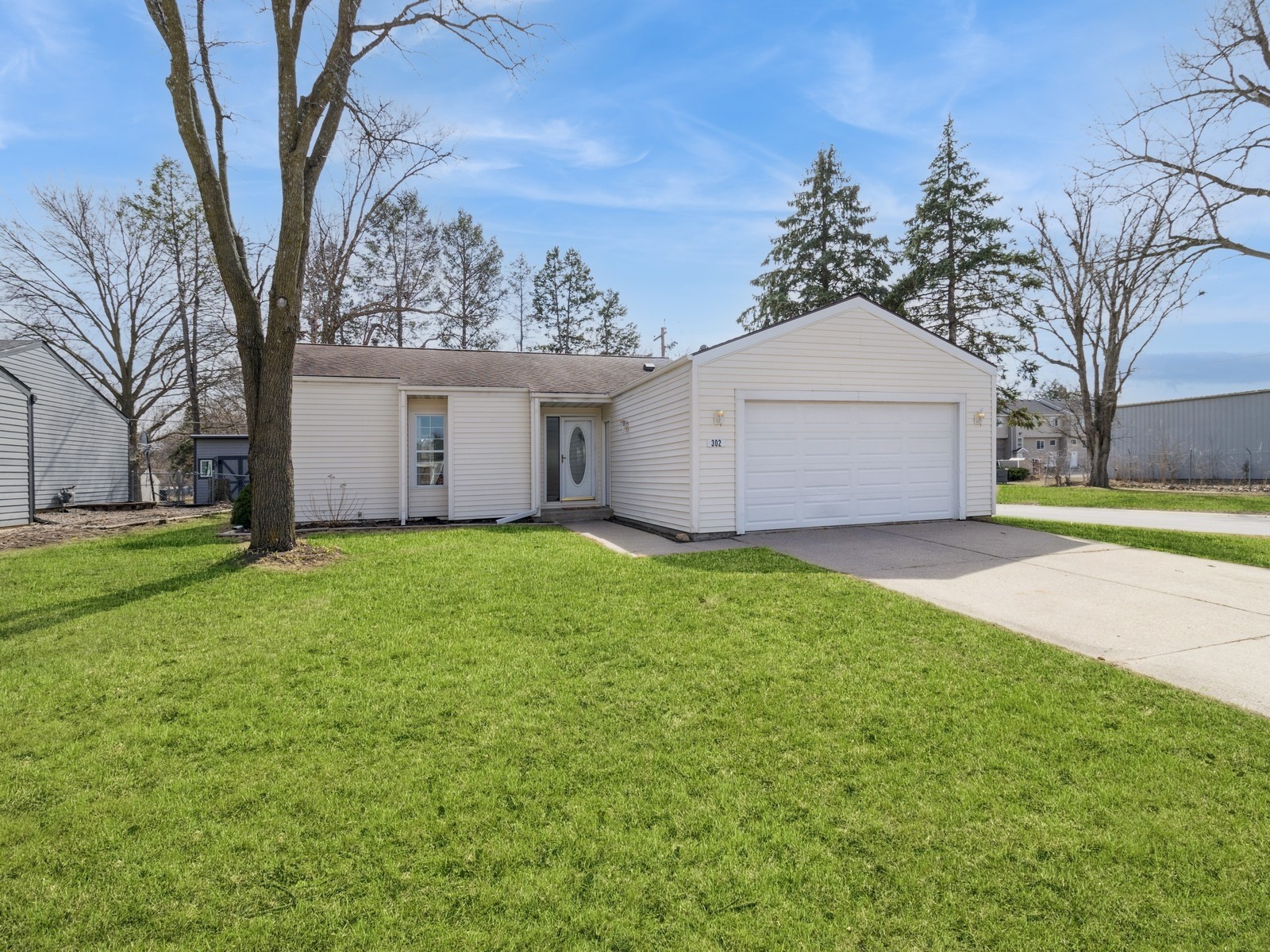 302 Opal Circle Property Photo