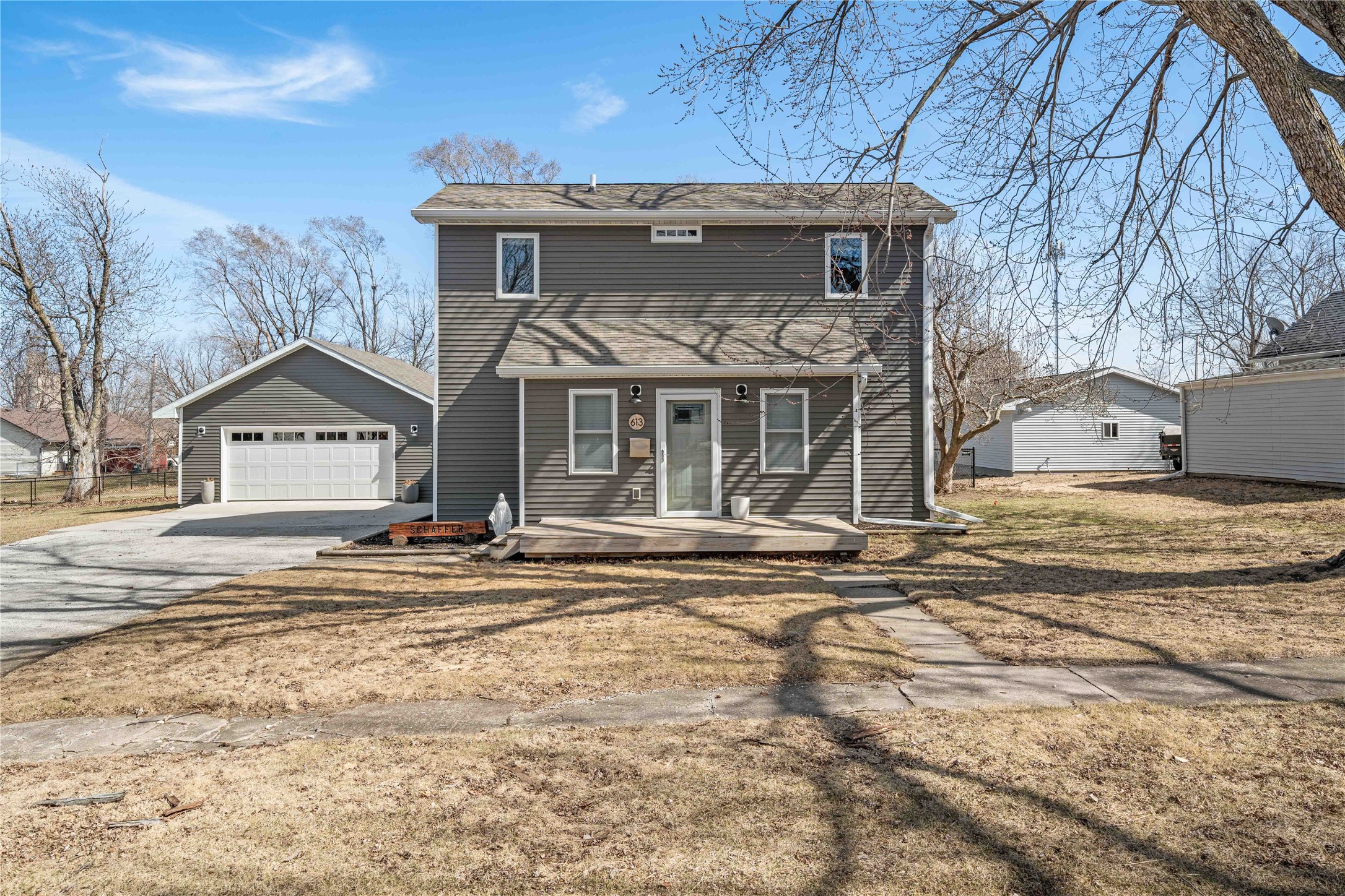 613 S Green Street Property Photo