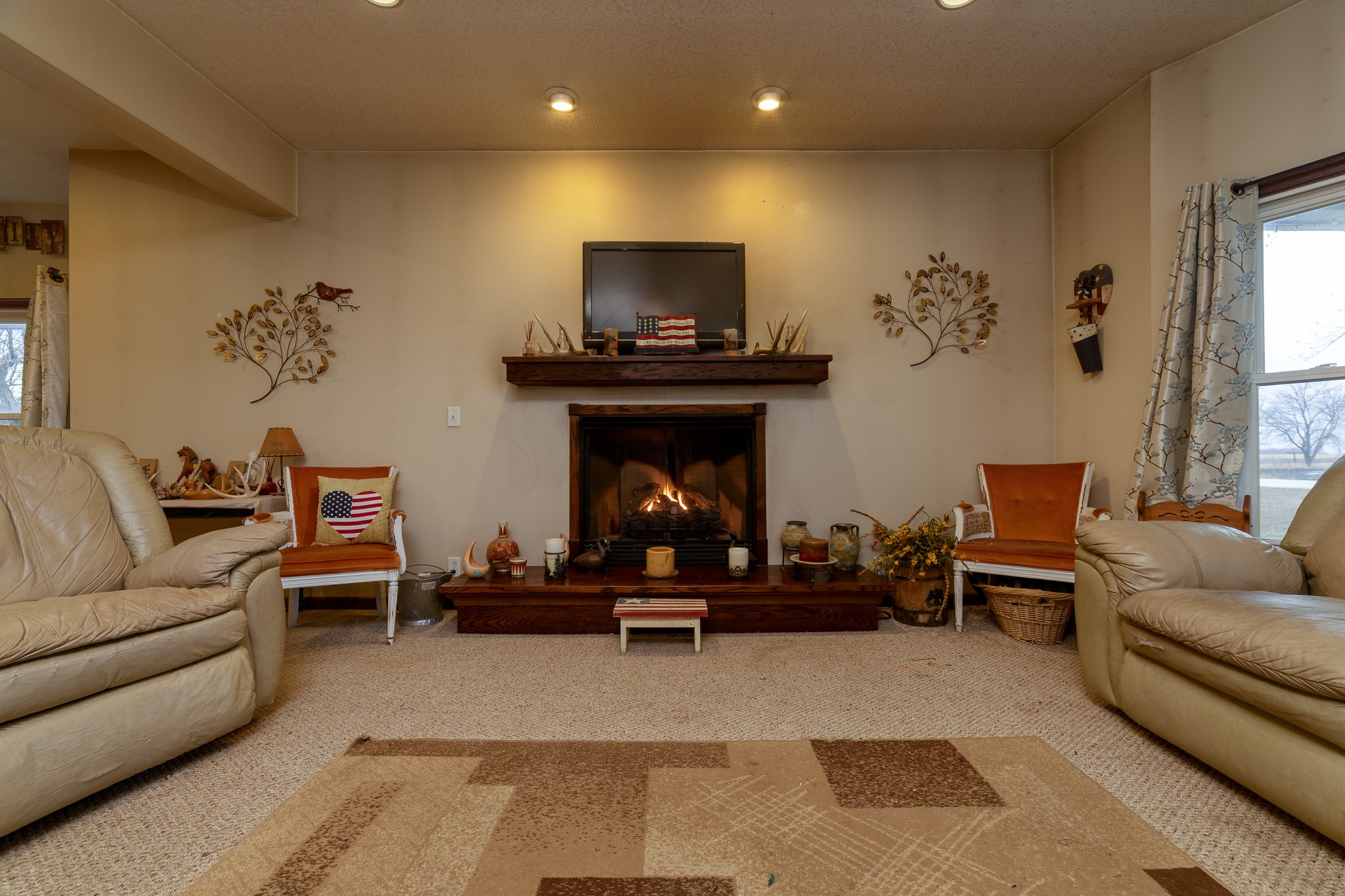 2141 320th Street Property Photo 9