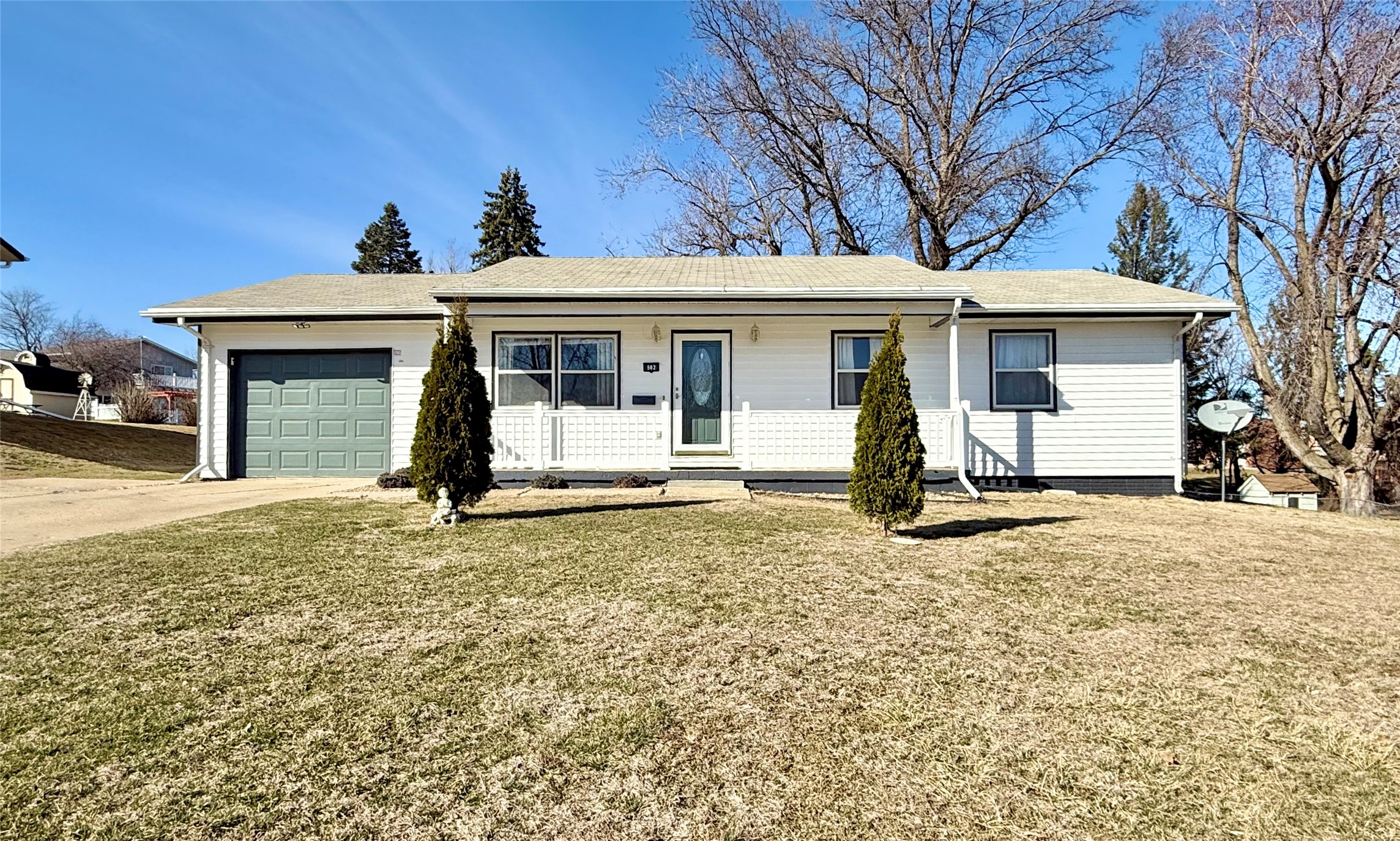 502 Eastview Road Property Photo