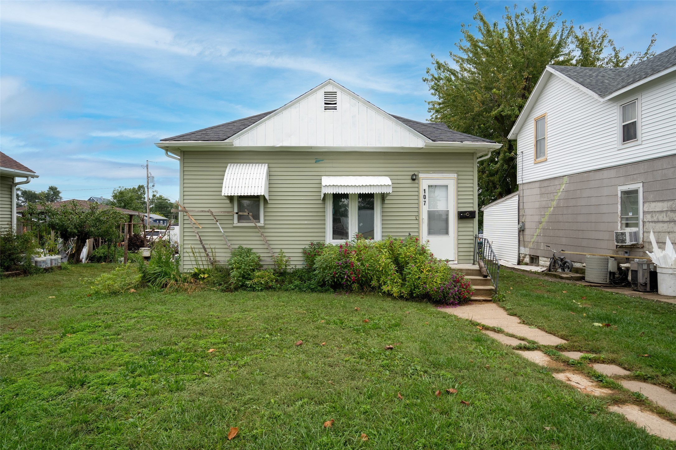 107 N 9th Avenue Property Photo 1