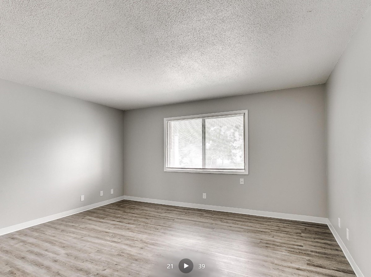 190 1st Street Property Photo 9
