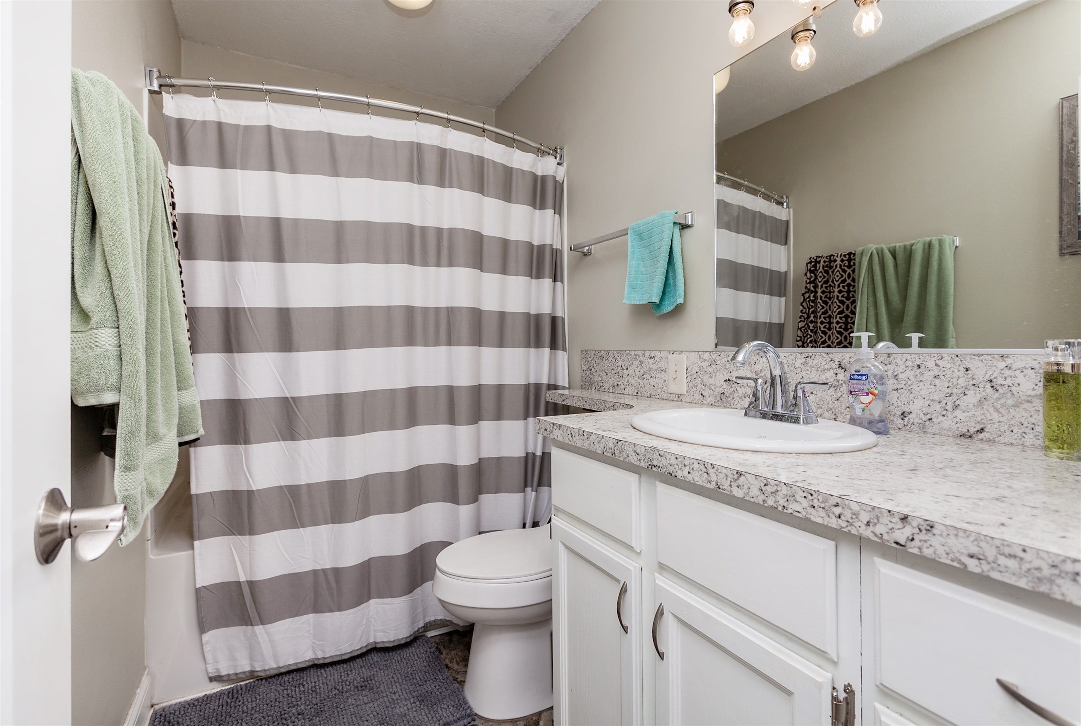 411 Opal Circle 413 Property Photo 25
