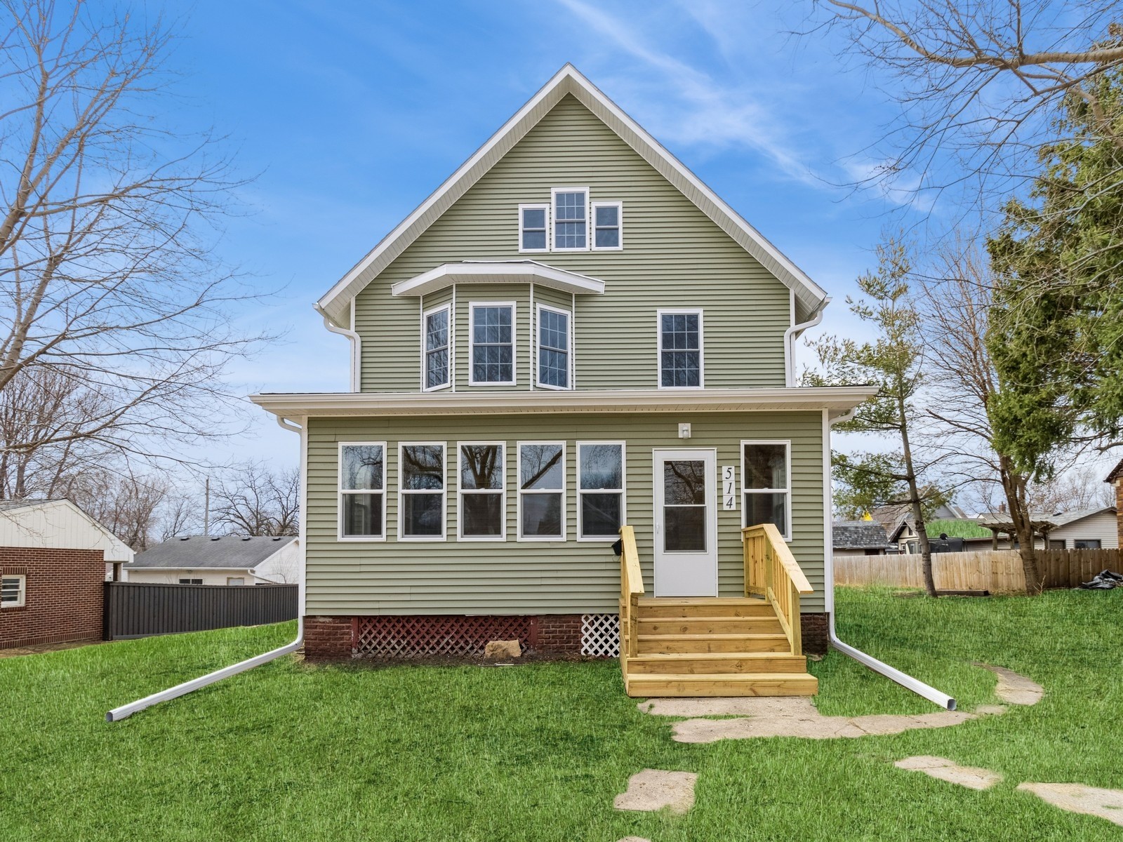 514 6th Street Property Photo