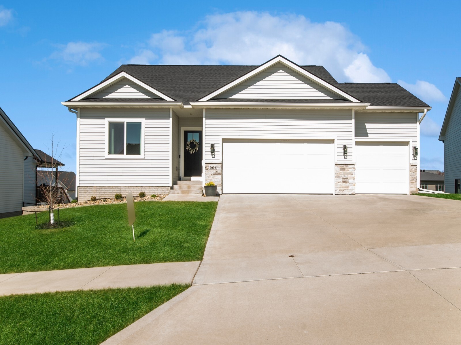 1606 Red Cedar Lane Property Photo