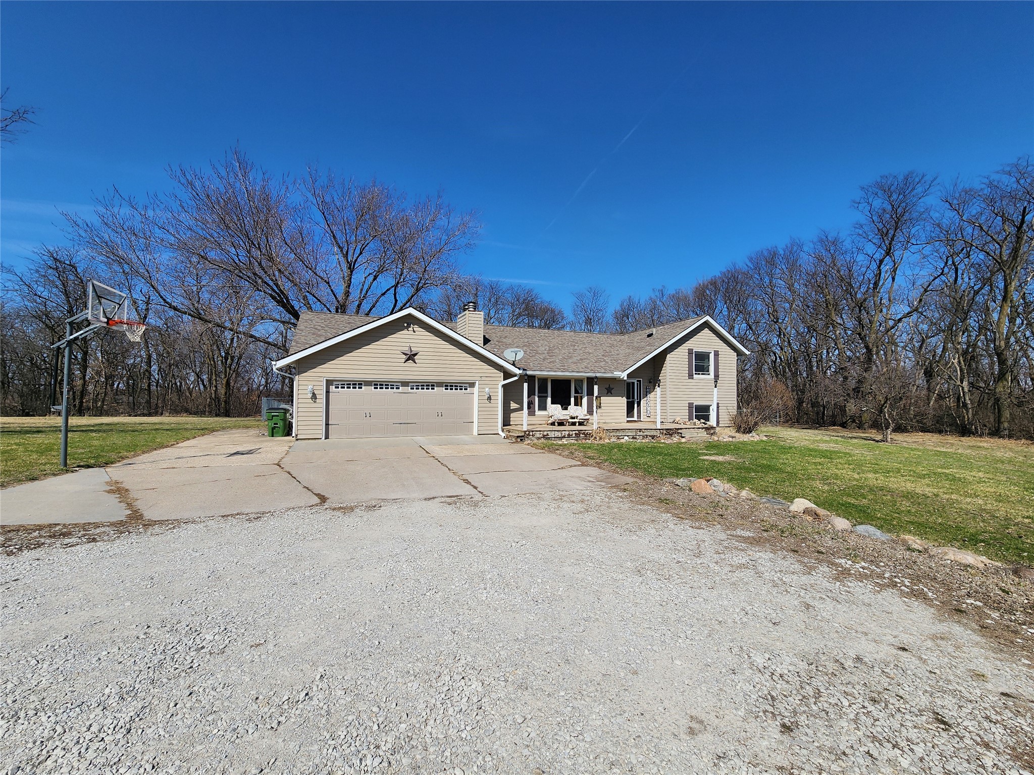 18821 170th Street Property Photo