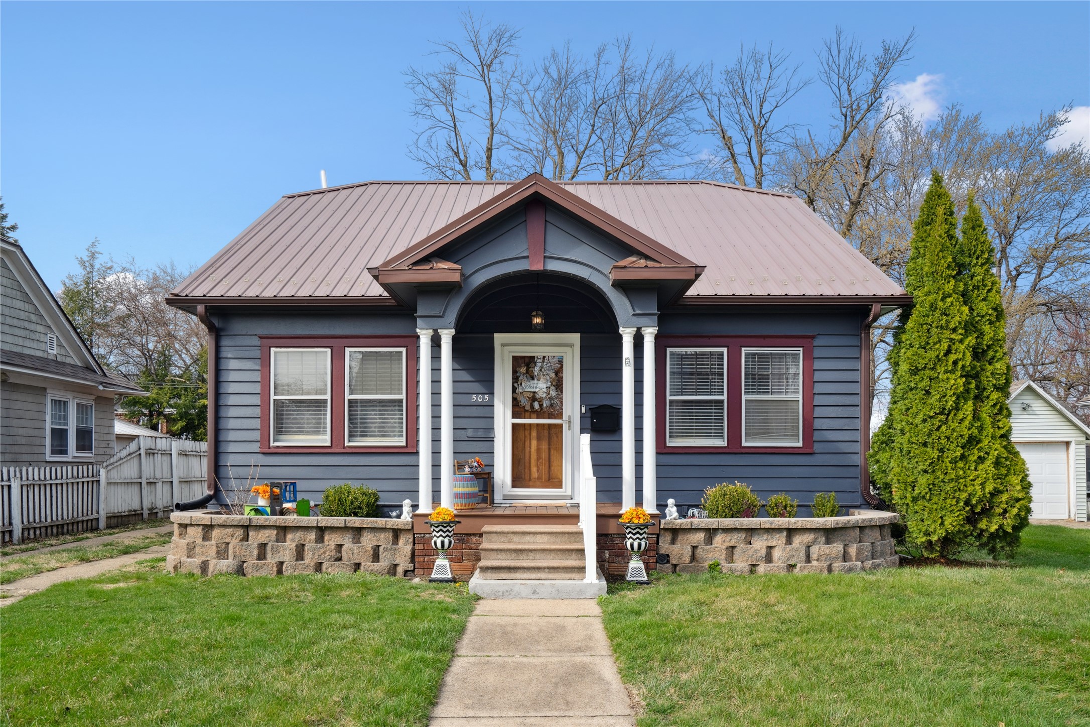505 2nd Avenue E Property Photo