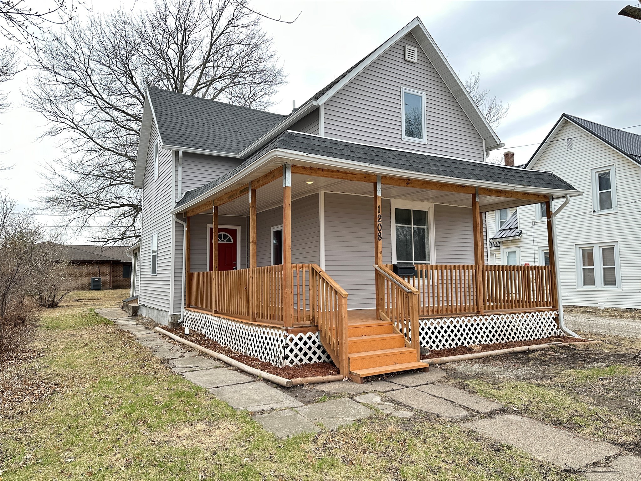 1208 Green Avenue Property Photo
