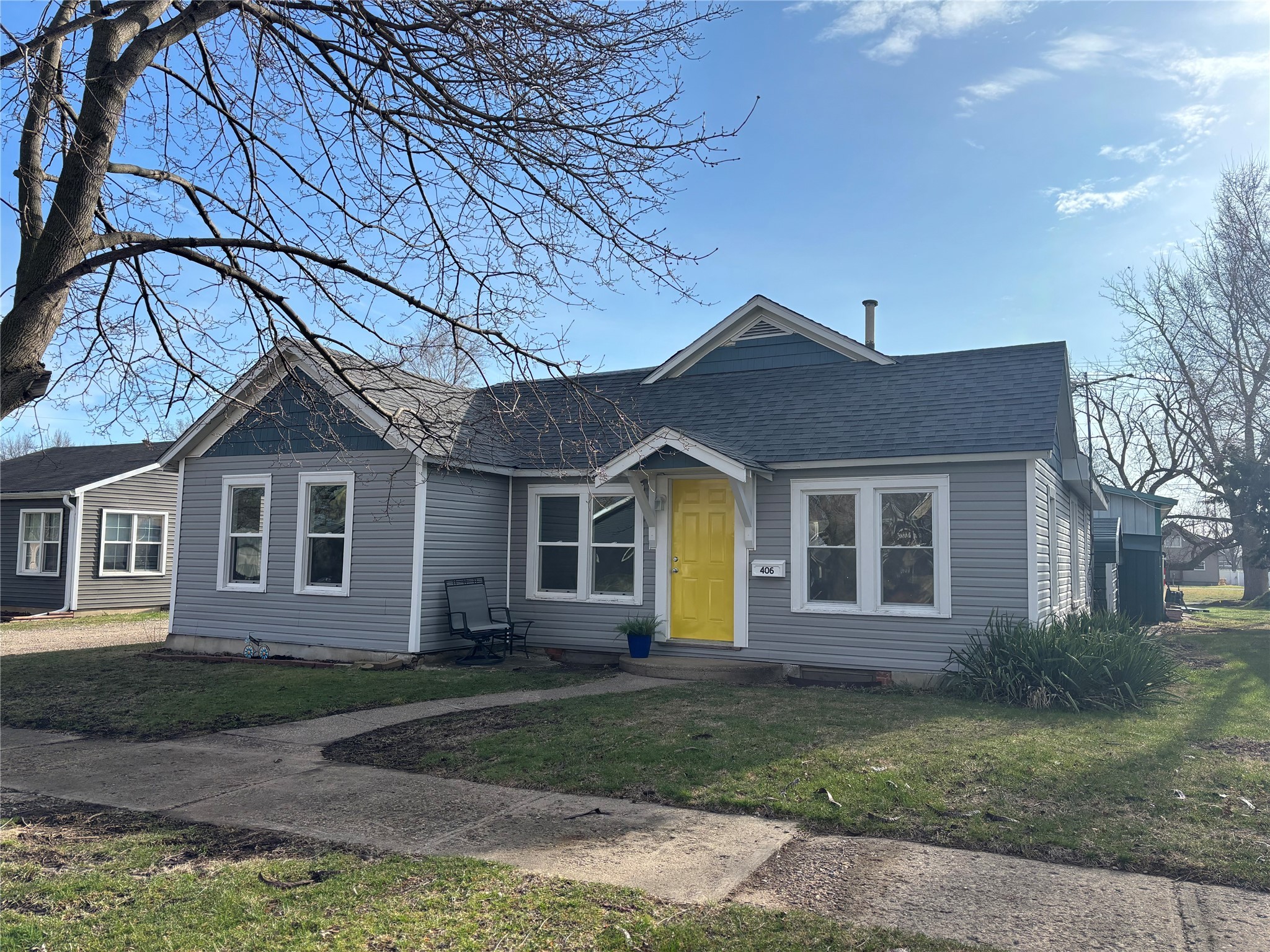 406 3rd Street Property Photo