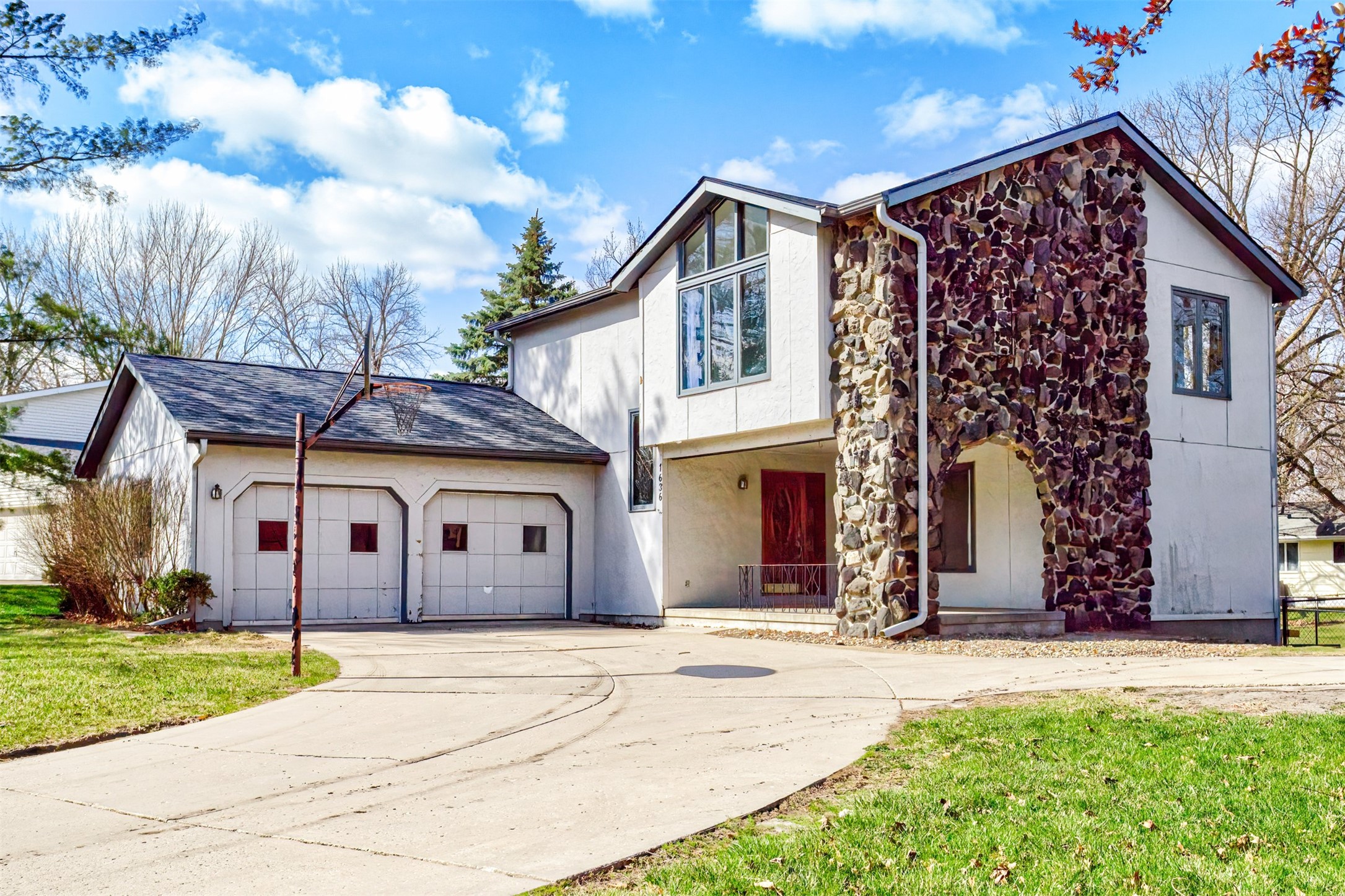 1636 Johnson Street Property Photo