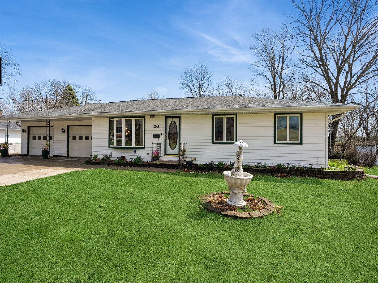 20 S Goodrich Street Property Photo