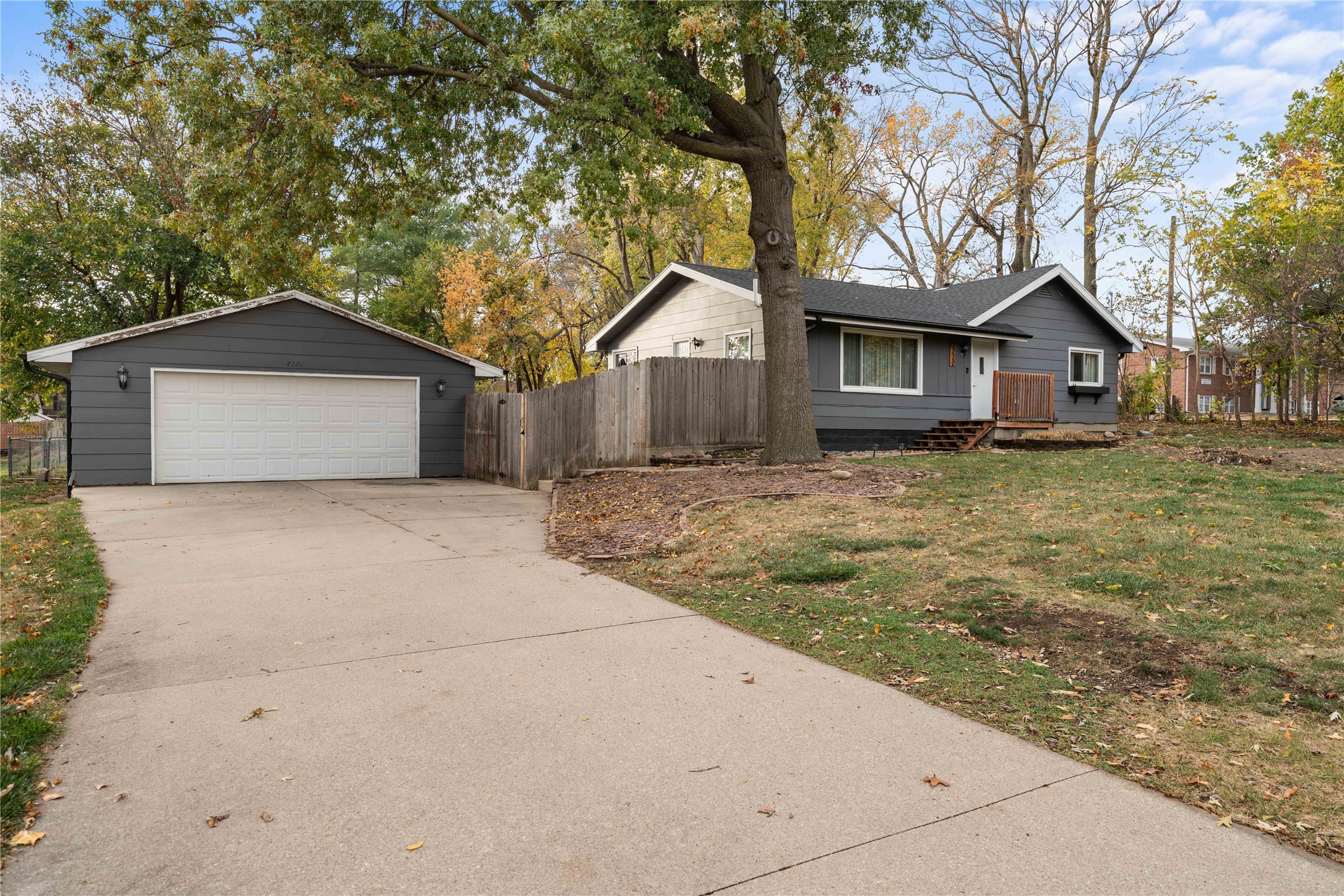 2220 68th Street Property Photo