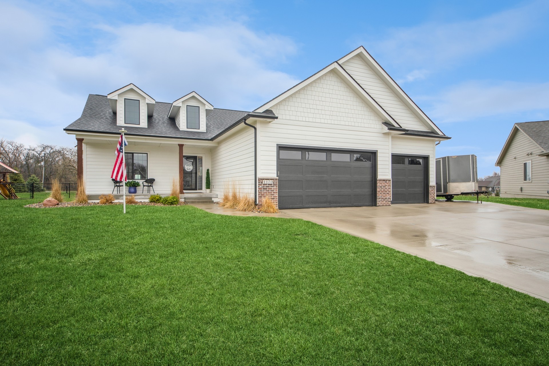 1170 Cardinal Drive Property Photo