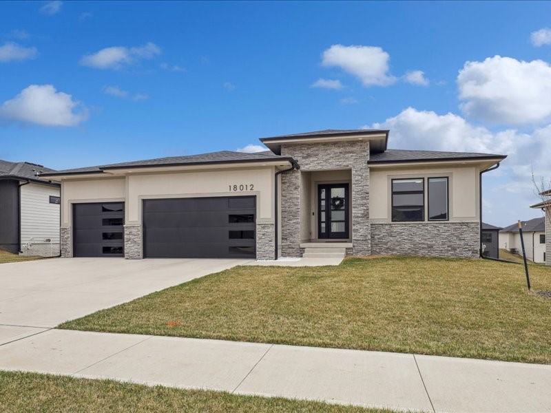 18012 Townsend Drive Property Photo