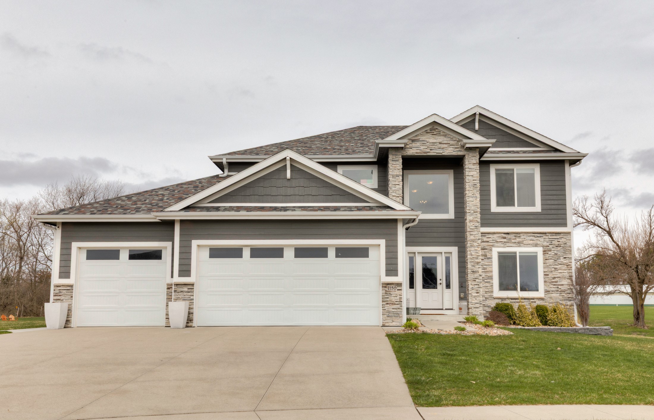 1150 Cardinal Drive Property Photo