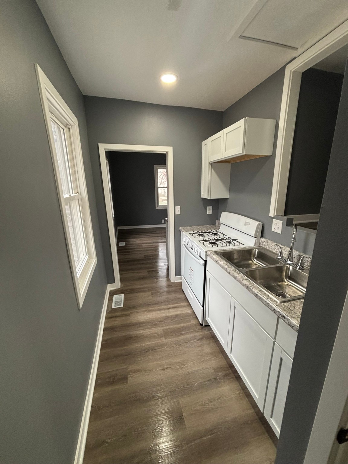 1608 Mondamin Avenue Property Photo 18