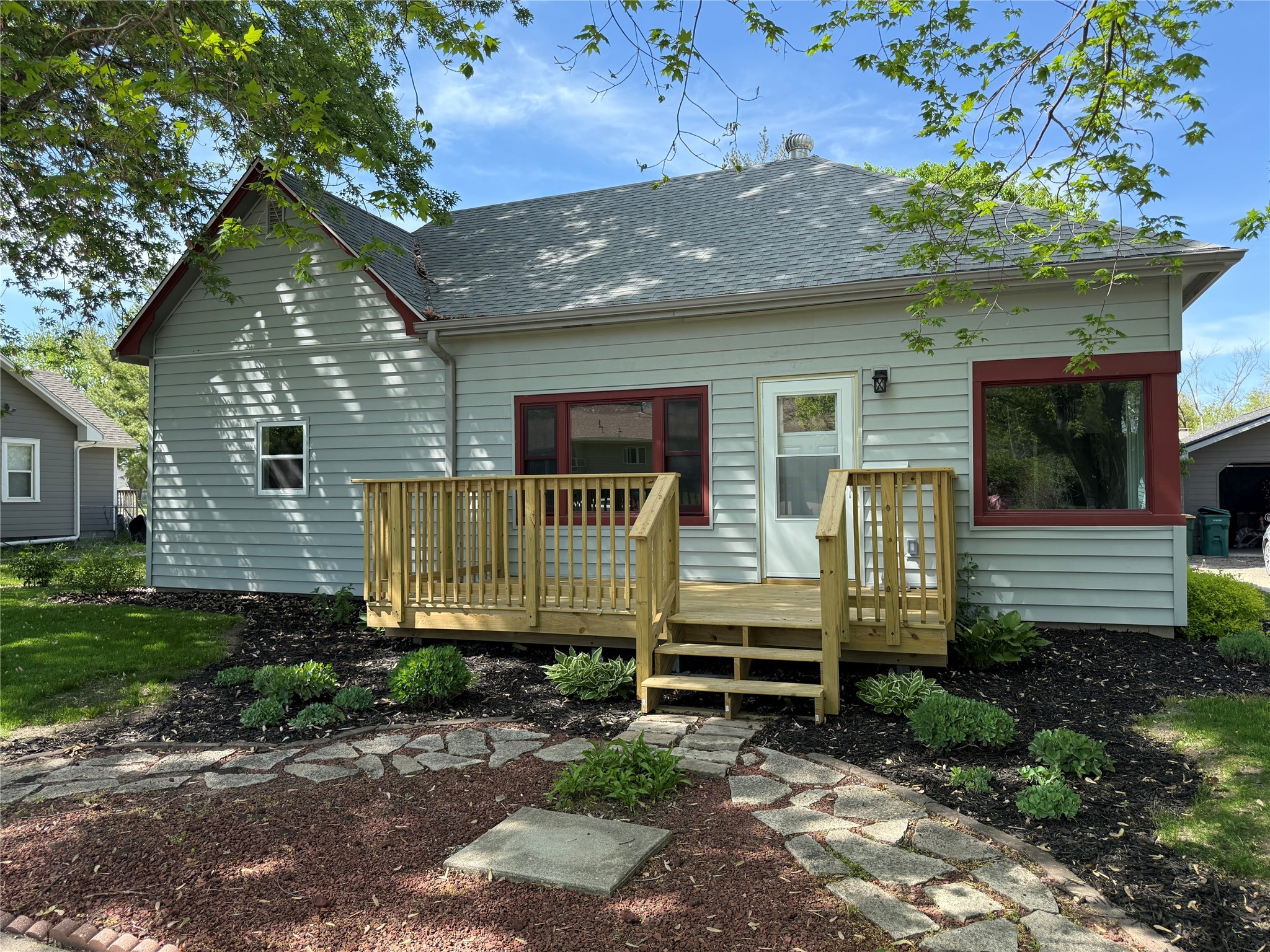715 W North Street Property Photo
