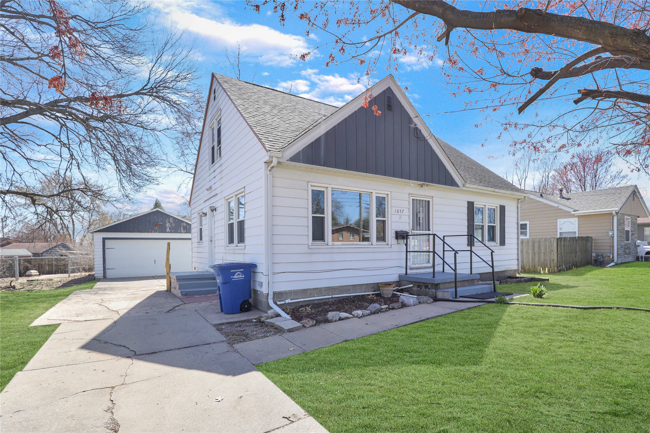 1657 Arthur Avenue Property Photo