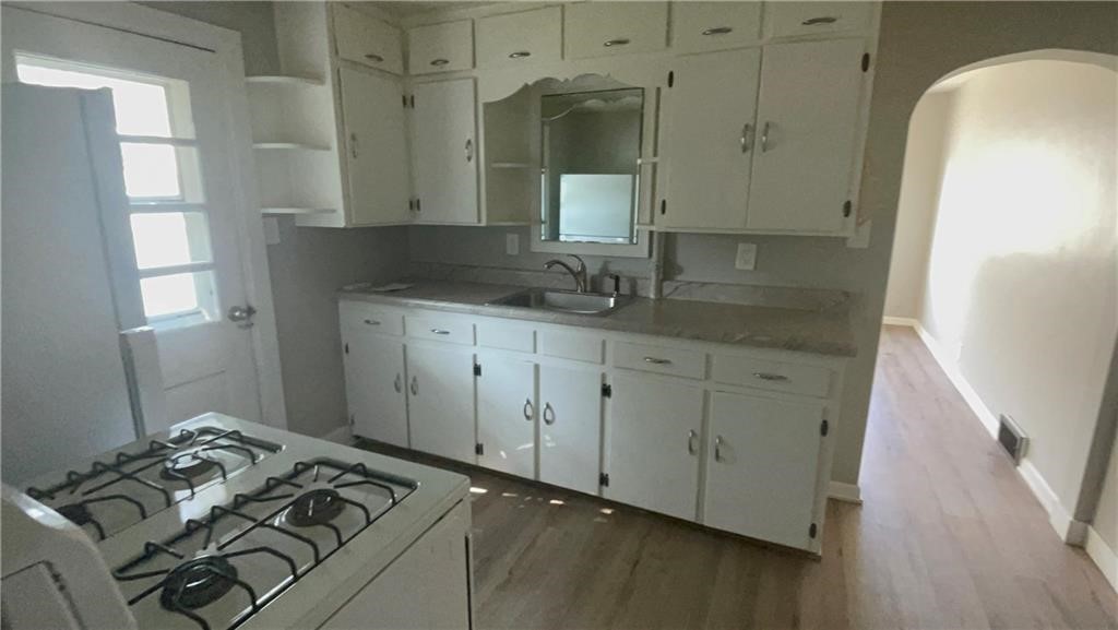 1208 West Street Property Photo 4