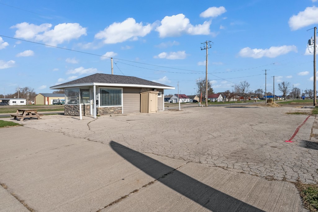2802 Willis Avenue Property Photo