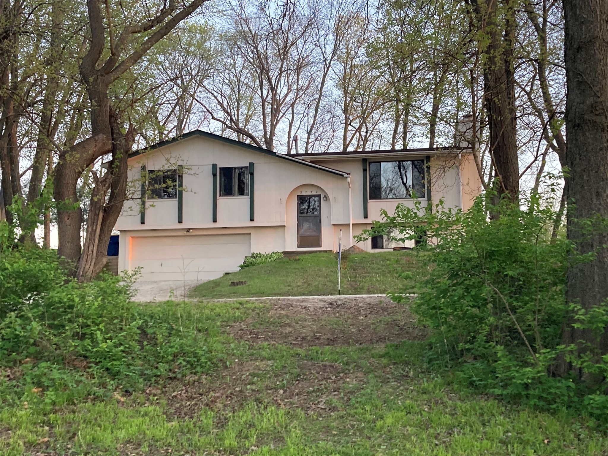 2732 352nd Drive Property Photo