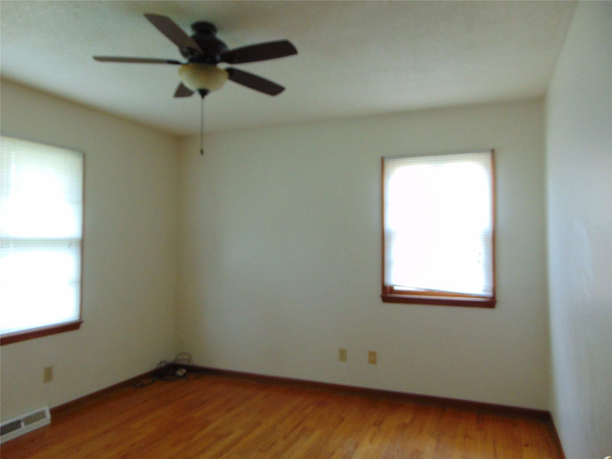 3317 48th Street Property Photo 11