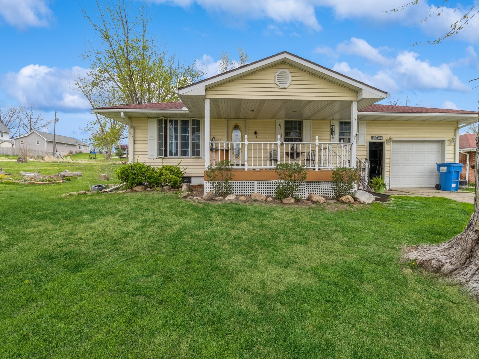 Southeast Warren Real Estate Listings Main Image