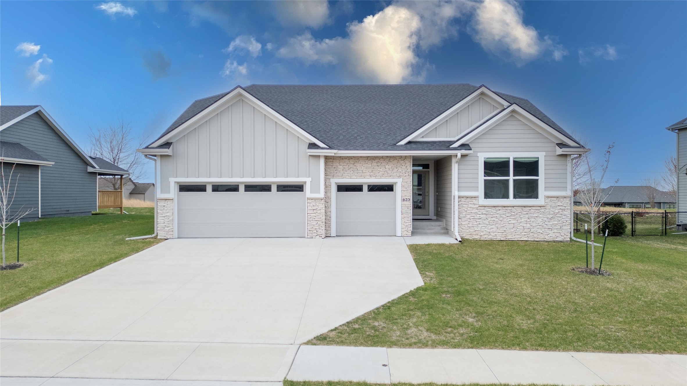 623 Ne 55th Street Property Photo