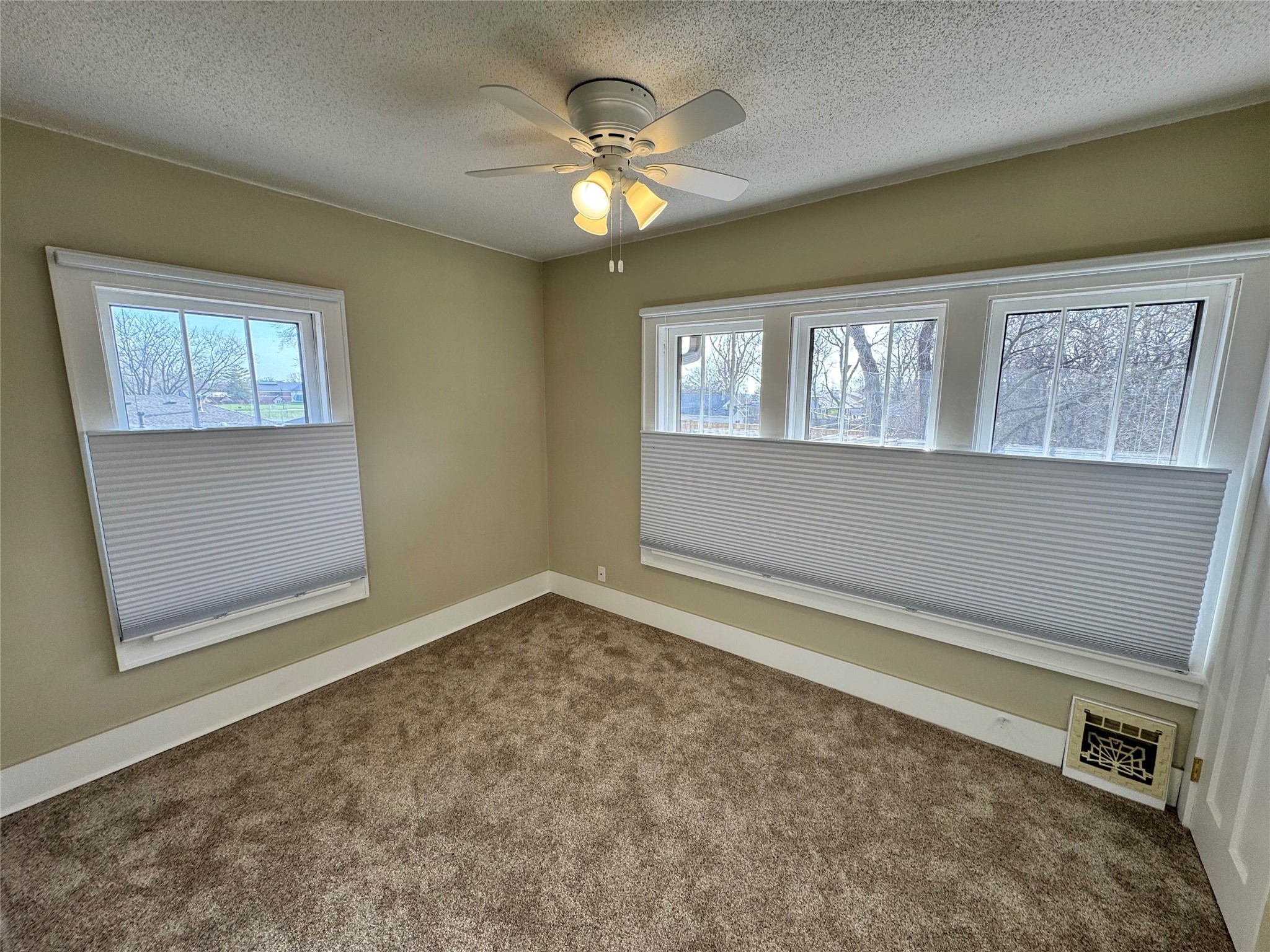 1010 Polk Boulevard Property Photo 9