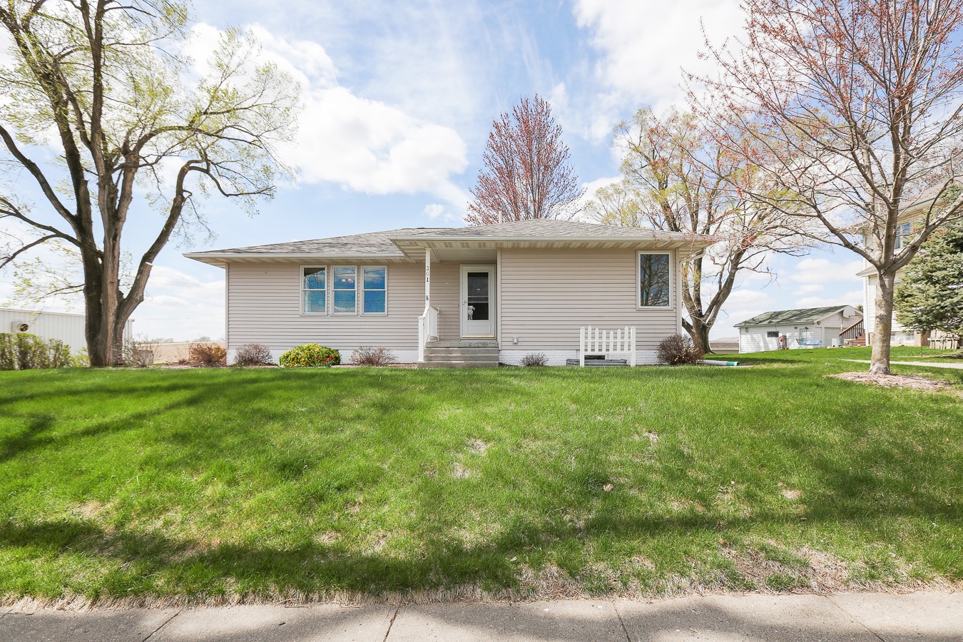 301 Otley Street Property Photo