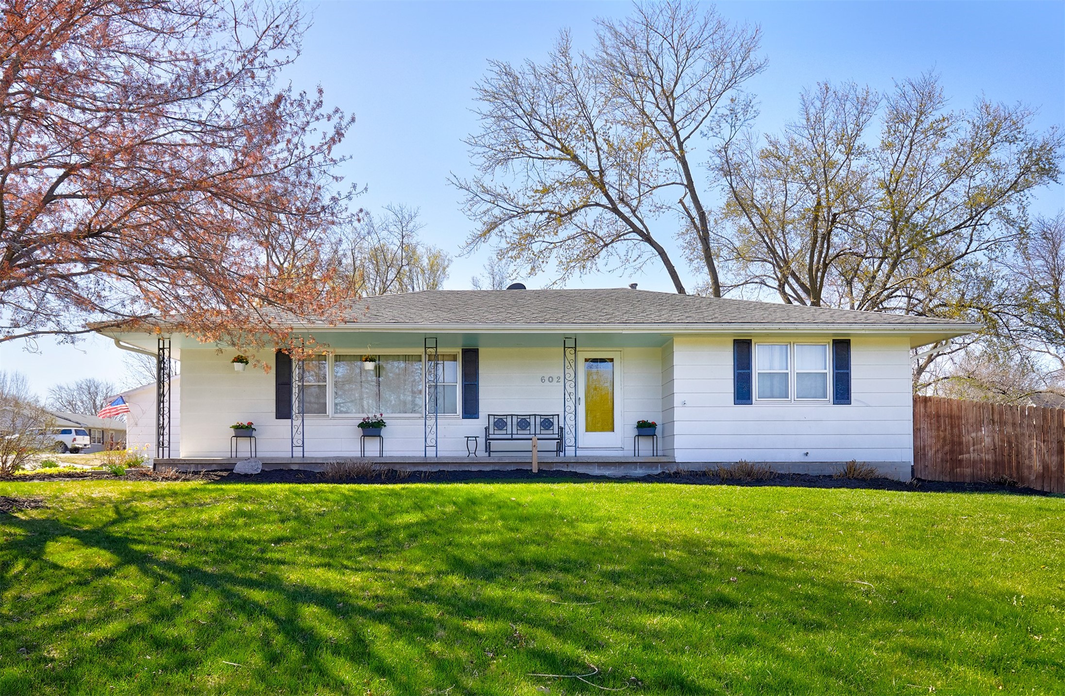 602 W Hutchings Street Property Photo