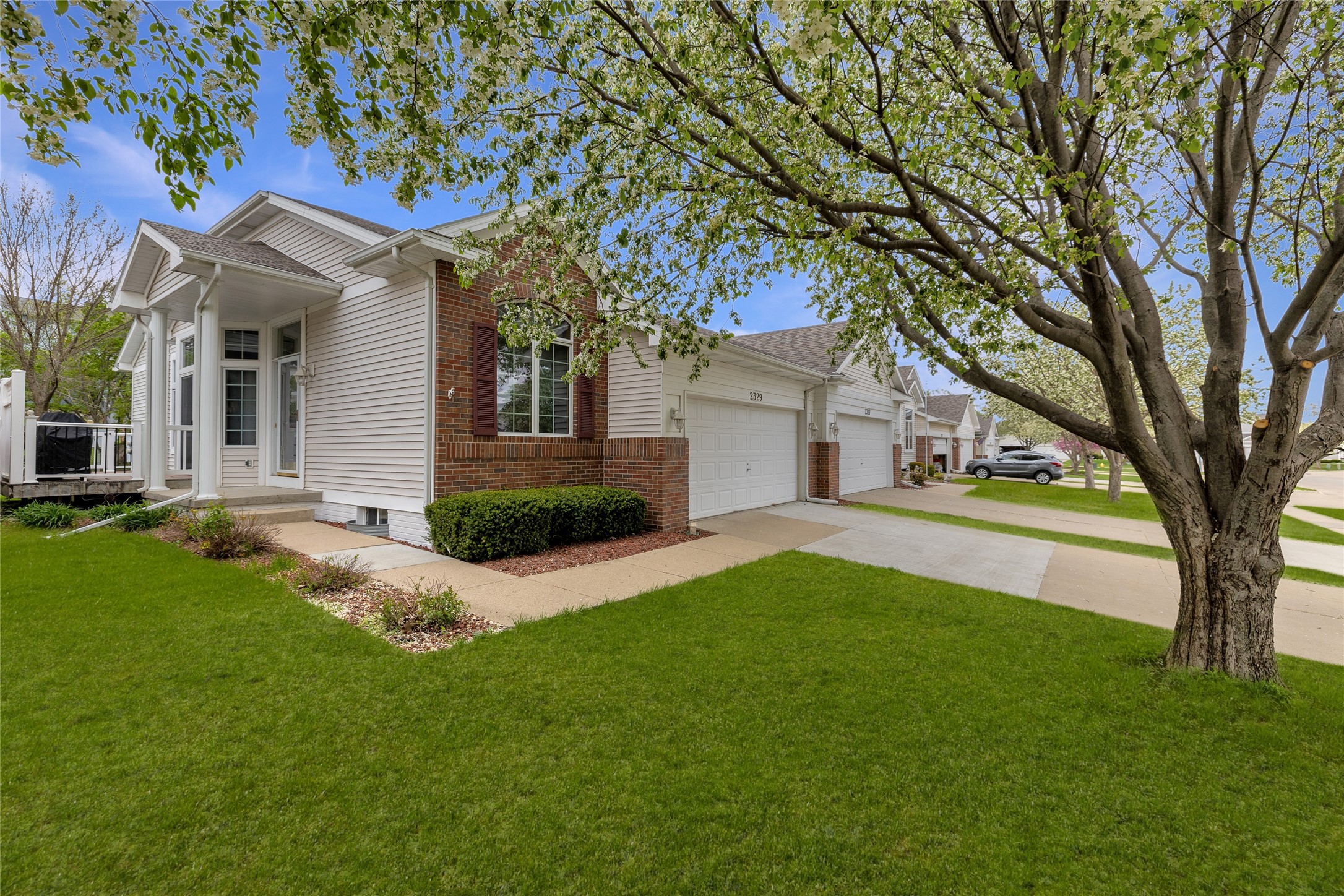 2329 Valley Ridge Place Property Photo