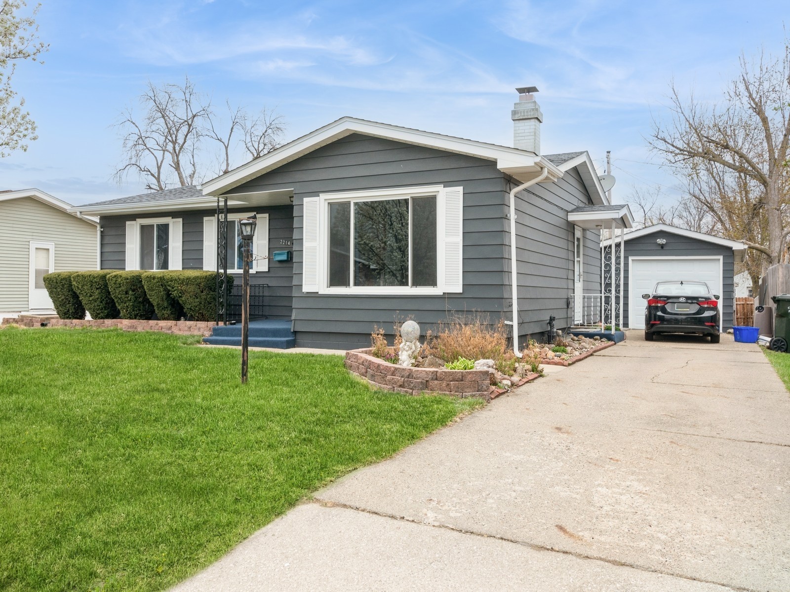 2214 Warford Street Property Photo