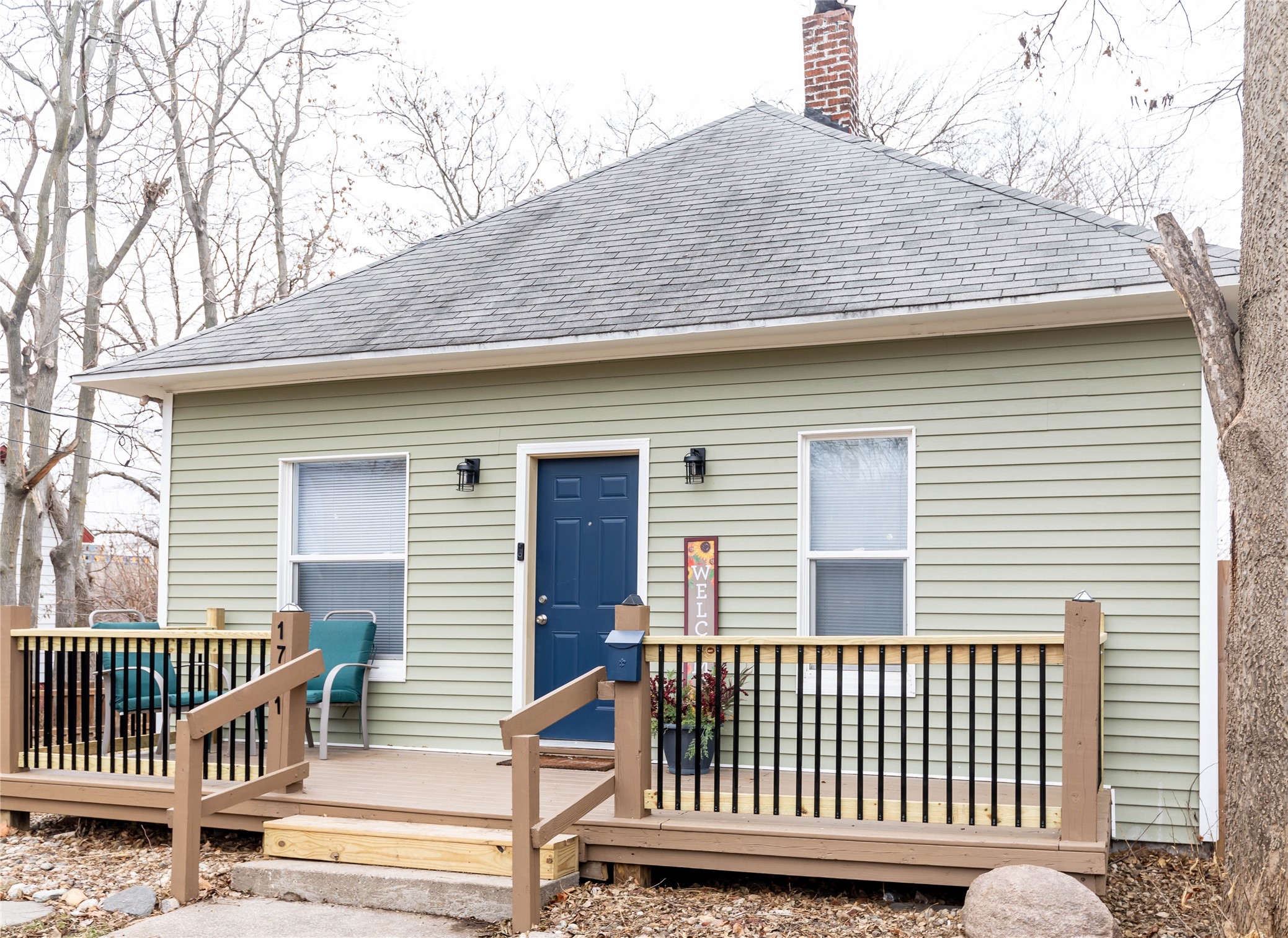 1761 Des Moines Street Property Photo