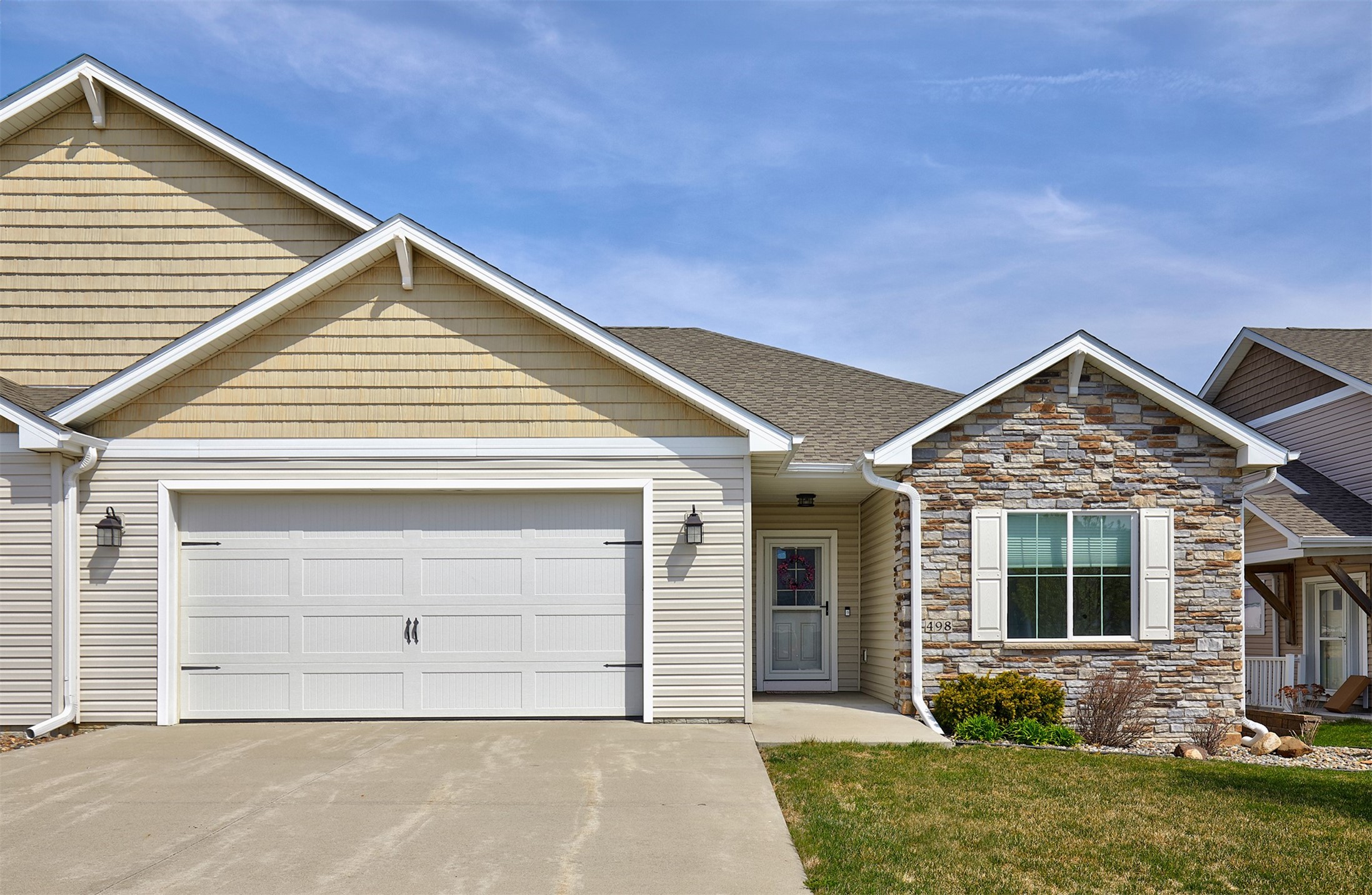 498 Bella Vista Court Property Photo
