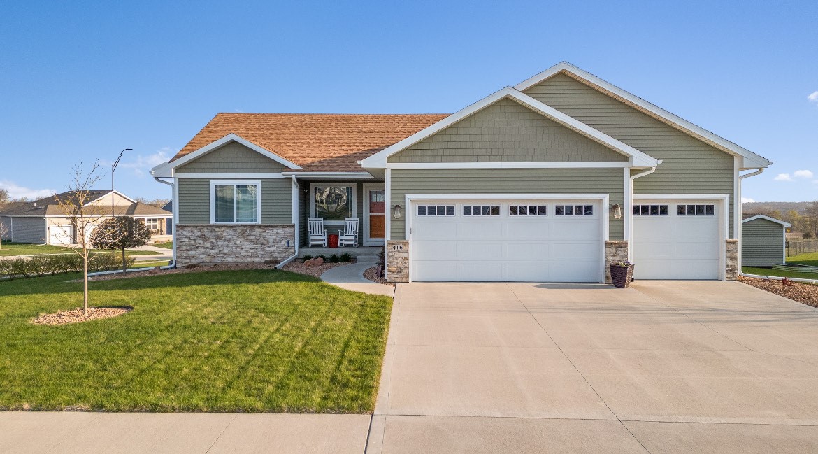 416 Meadow Road Property Photo
