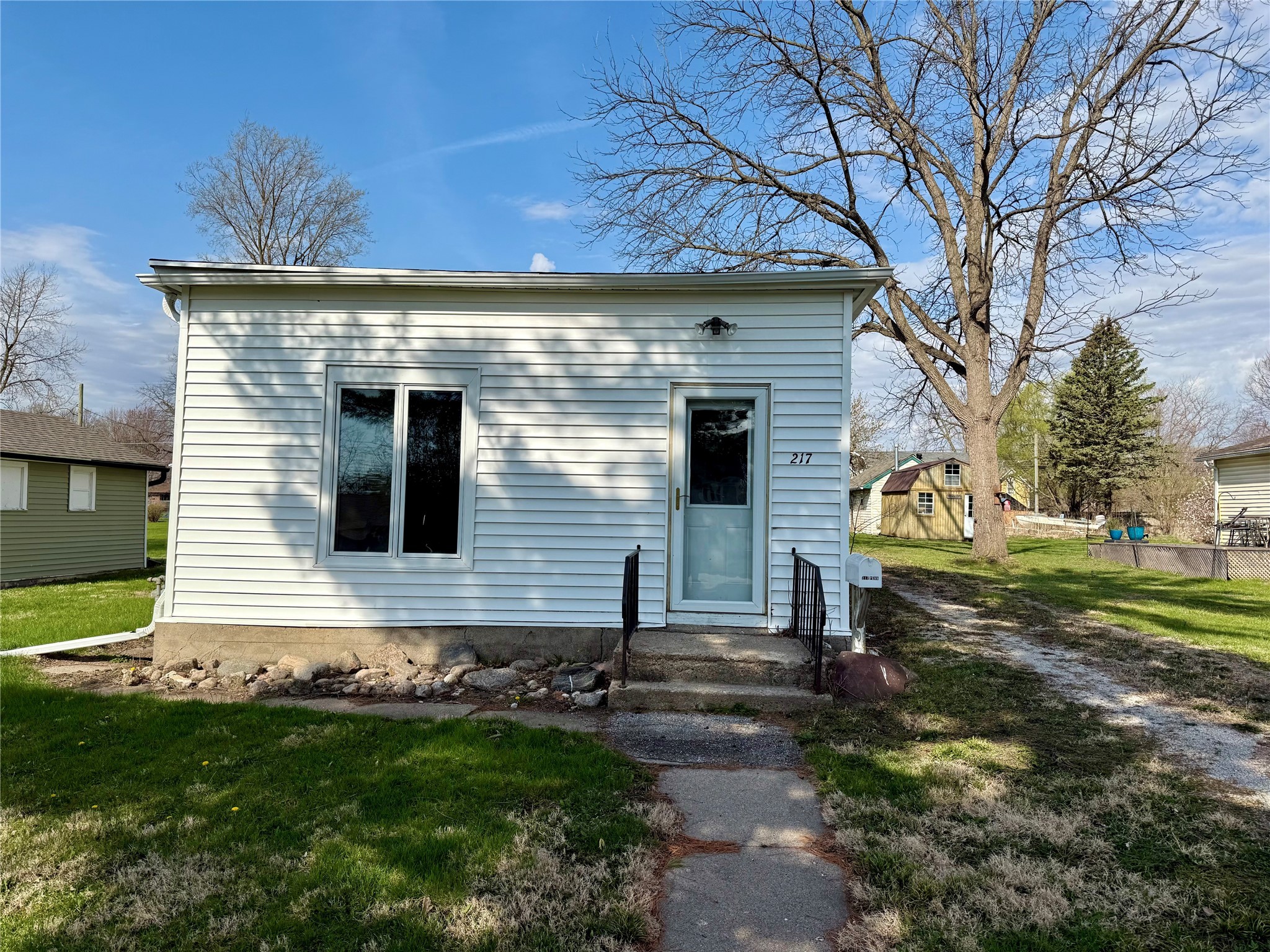 217 Pennsylvania Avenue Property Photo