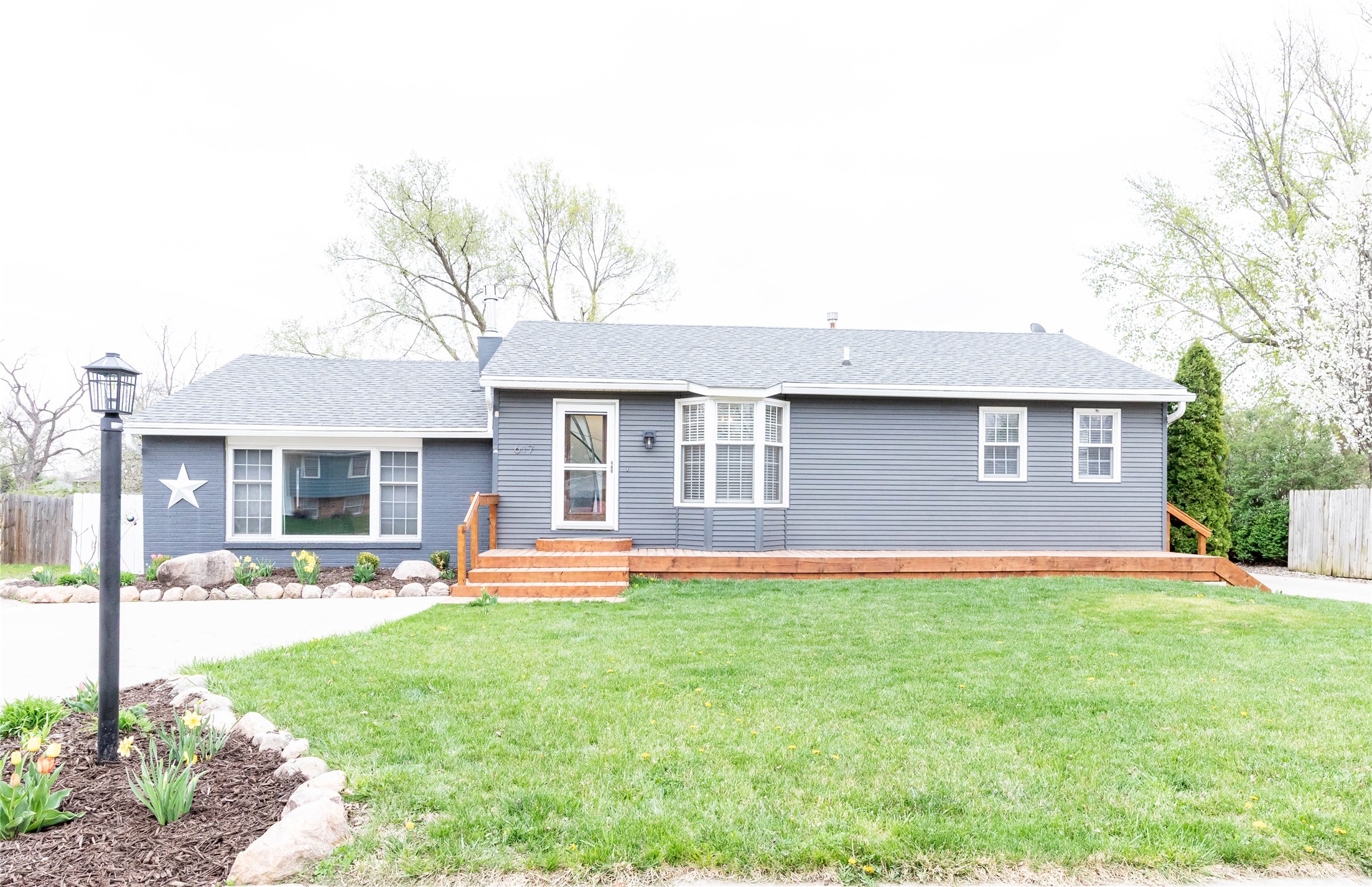 617 Roosevelt Street Property Photo