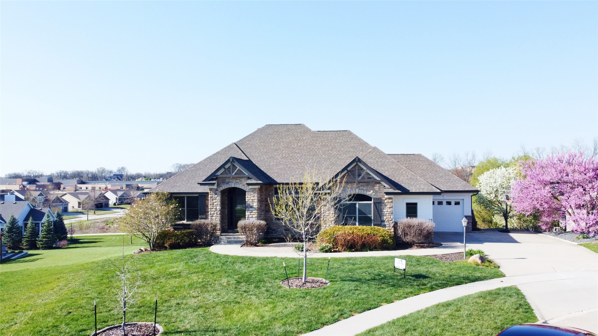 9289 Winterberry Court Property Photo