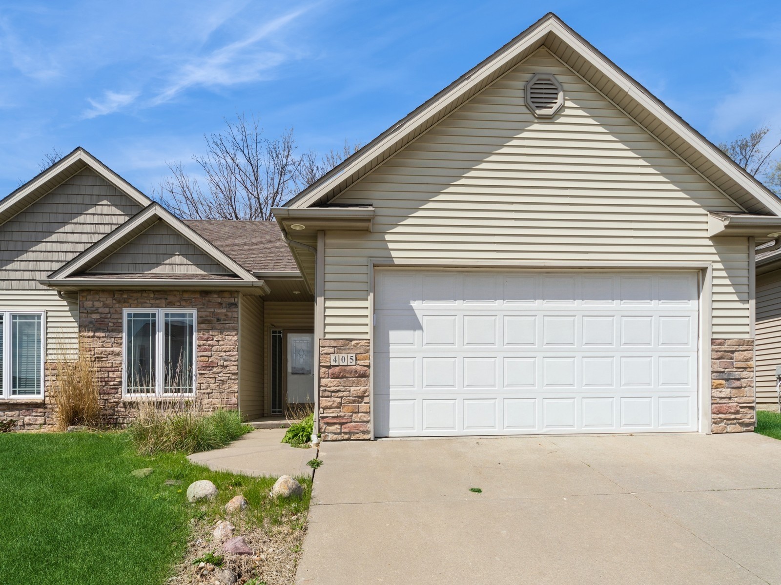 405 Aspen Drive Property Photo