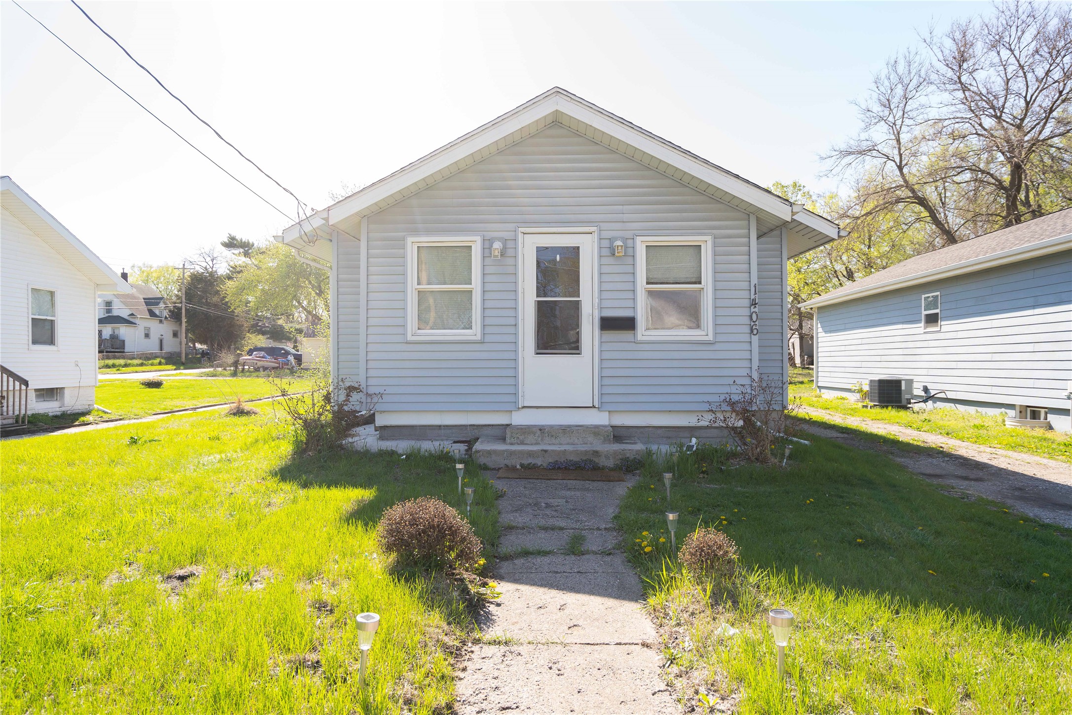 1406 Hutton Street Property Photo