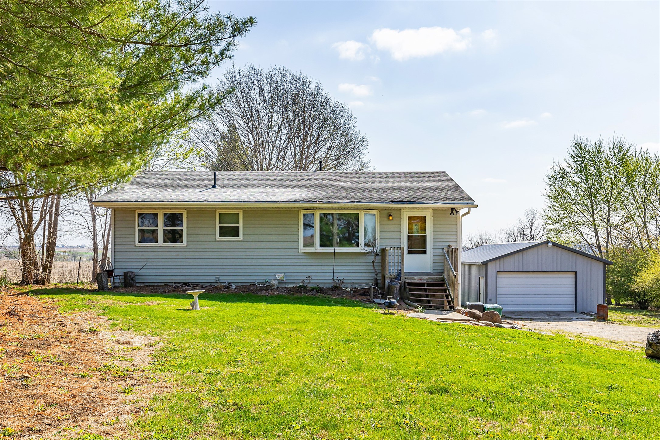 Runnells Real Estate Listings Main Image
