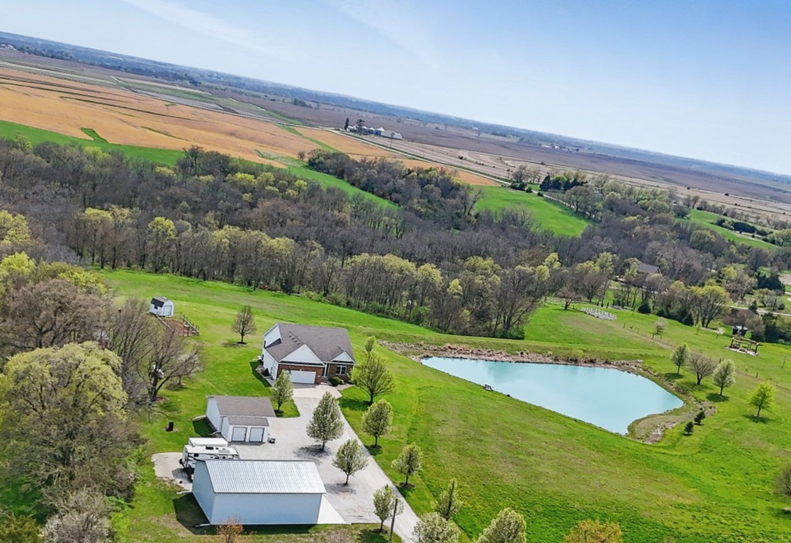 Winterset Real Estate Listings Main Image