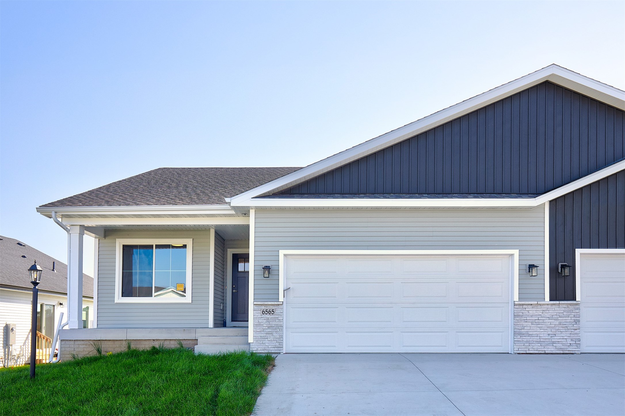 6565 Ne 11th Court Property Photo 1