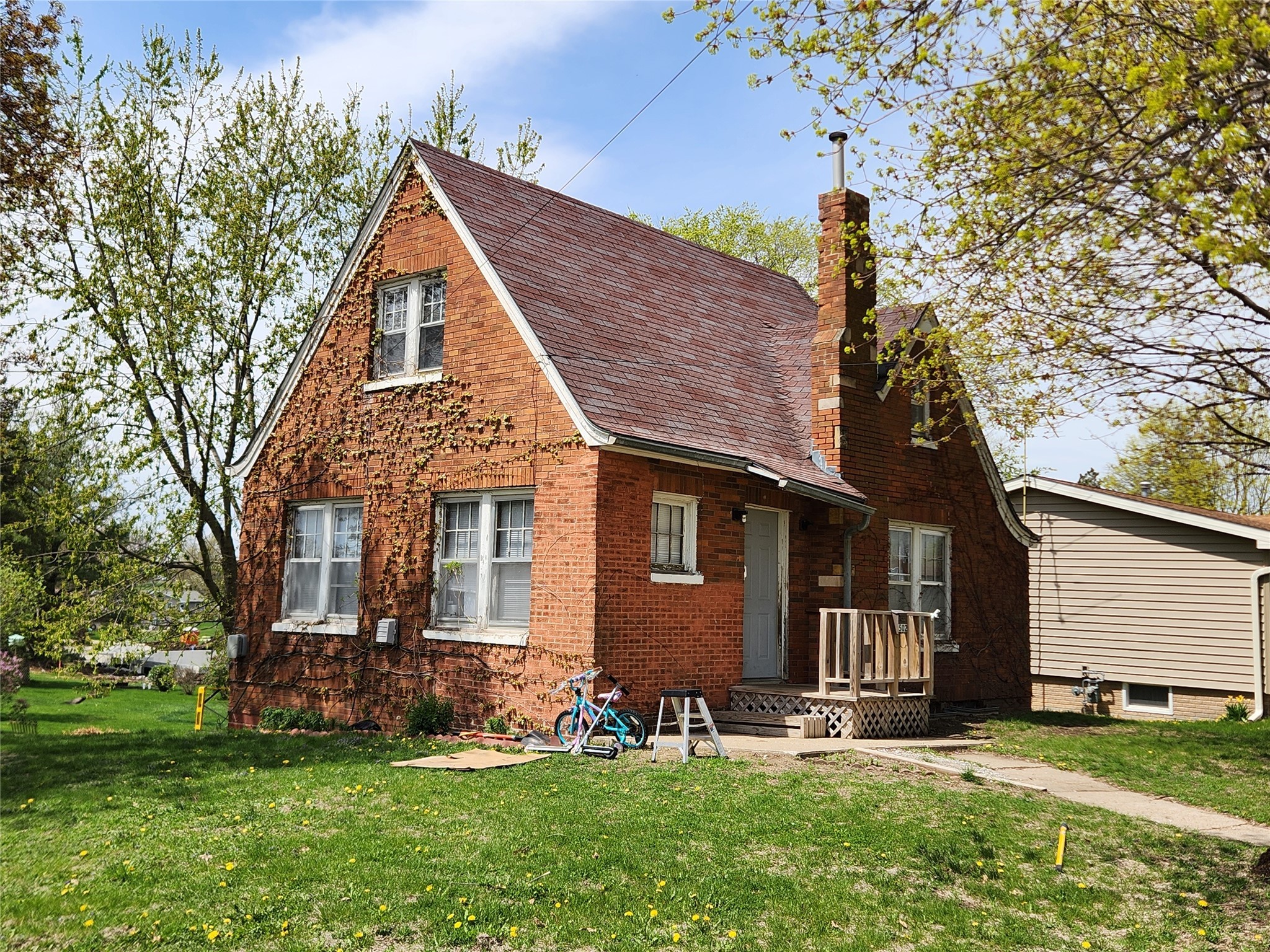 Greenfield Real Estate Listings Main Image