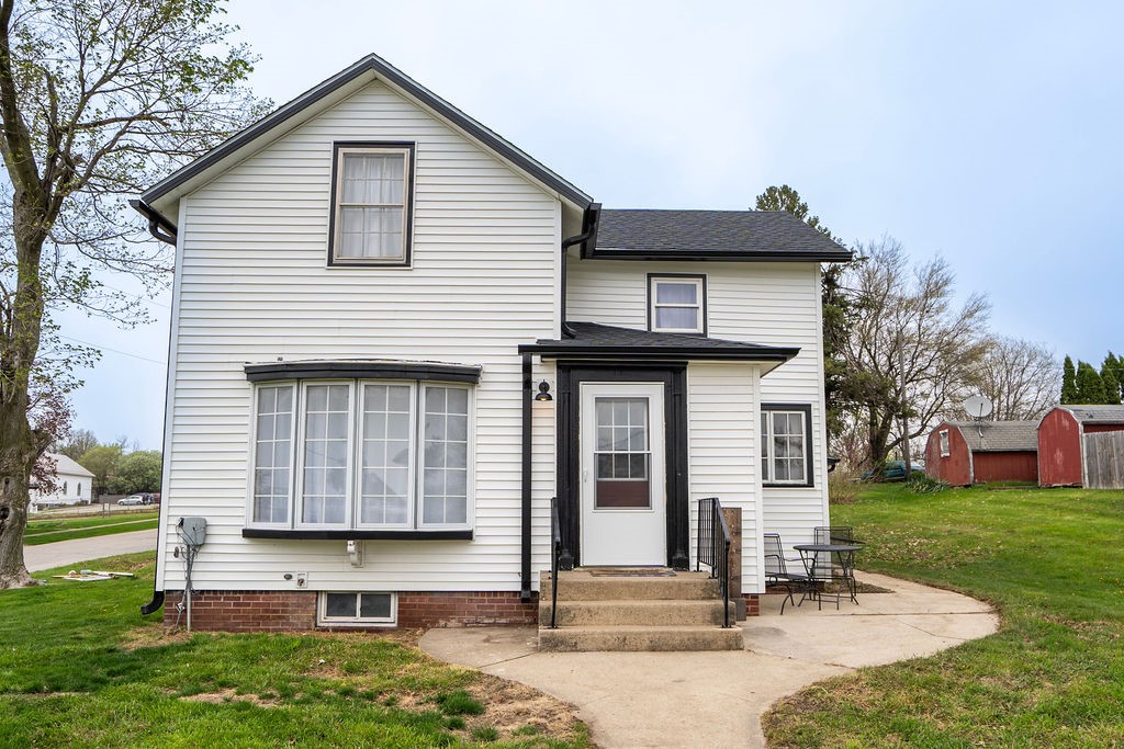 323 1st Street Property Photo