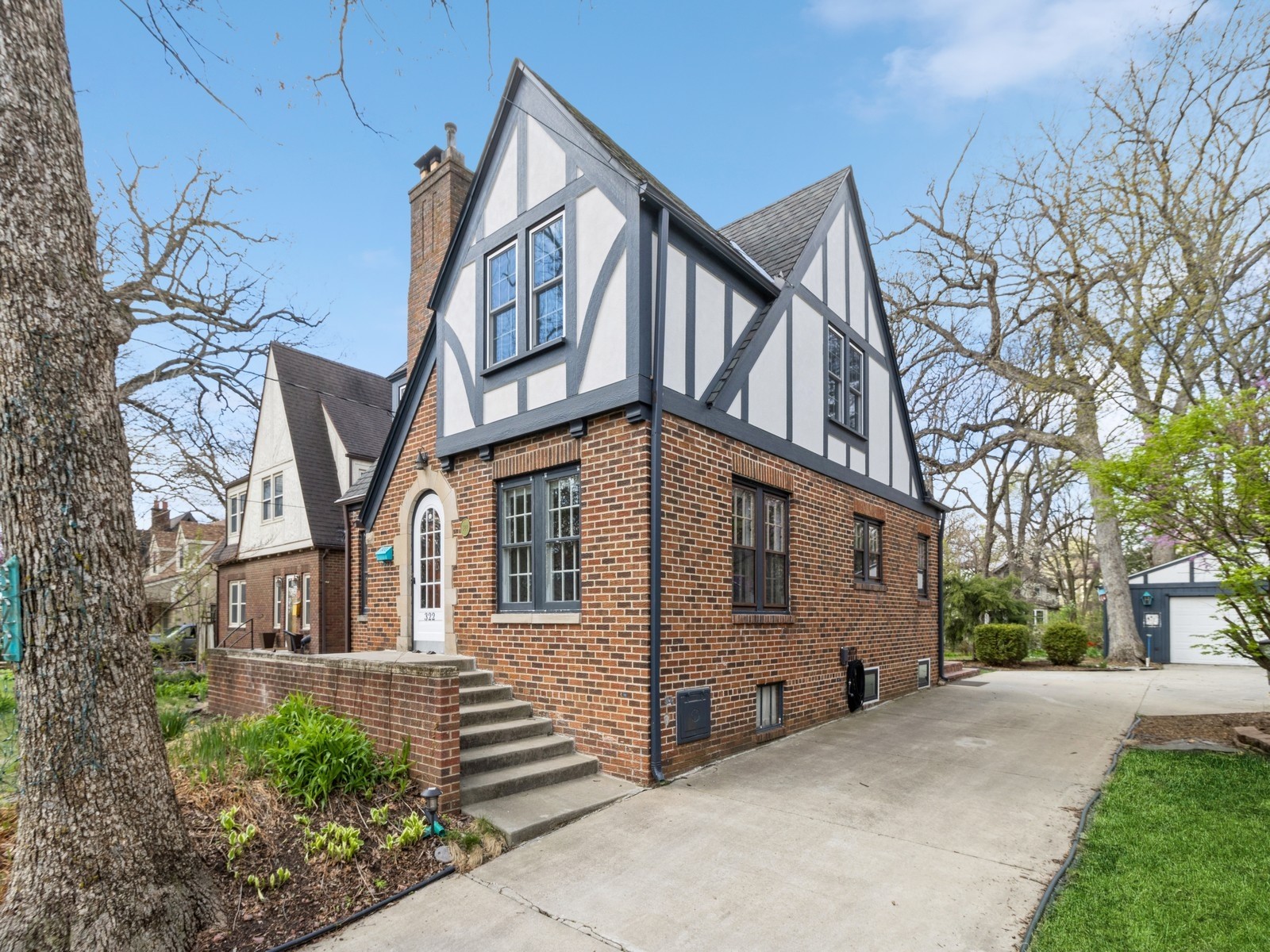 322 49th Street Property Photo