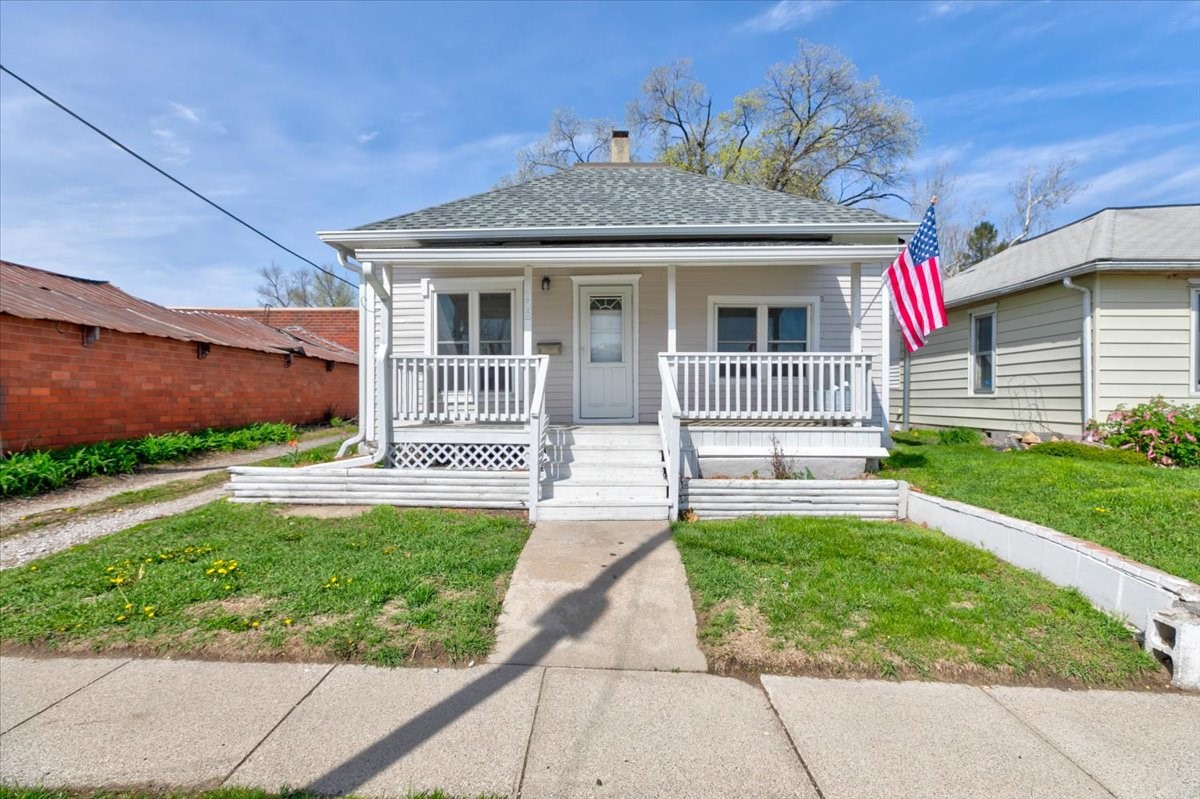 108 S Main Street Property Photo 1